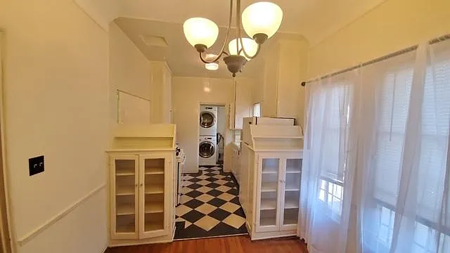 8616 W Olympic Blvd — Photo 6