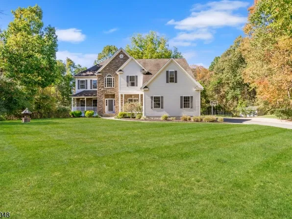 4 Cove Hollow Ct, Andover Twp., NJ 07860