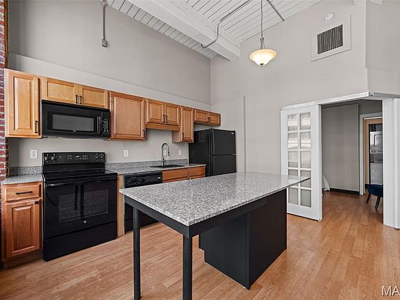 5th image of 507 N 13th St APT 302