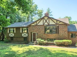 27 Catamount Rd, Tewksbury, MA 01876