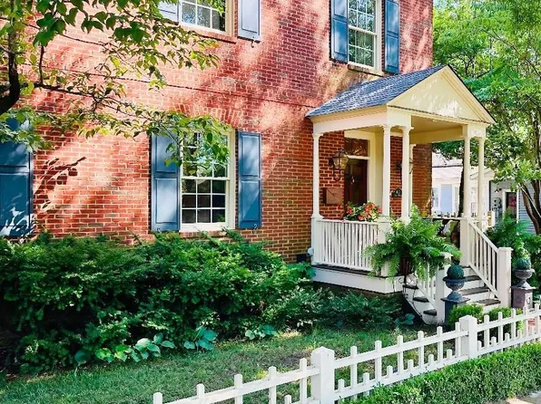 612 Oak St NE, Decatur, AL 35601