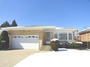 4638 N Oakview St, Chicago, IL 60656