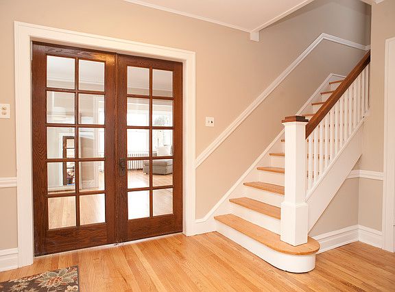 2nd image of 712 N Kenilworth Ave