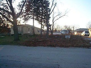 3rd image of 9330 S 83rd Ave