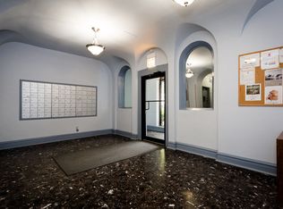 Ivy Dorchester, Chicago, IL 60615