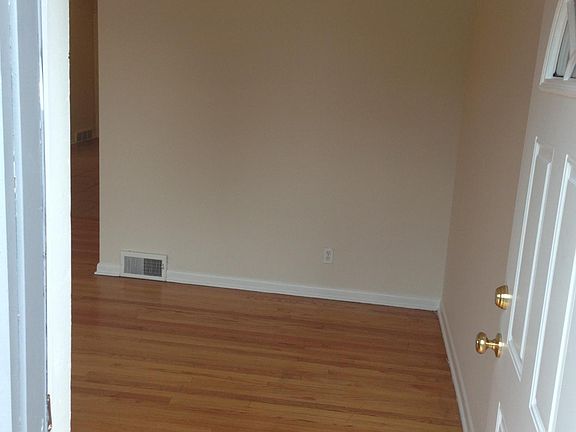 2nd image of 1306 S 50th Ave #1