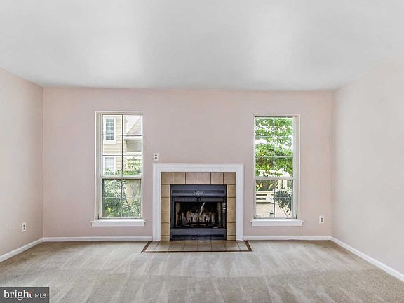 4th image of 6603 Jupiter Hills Cir APT A
