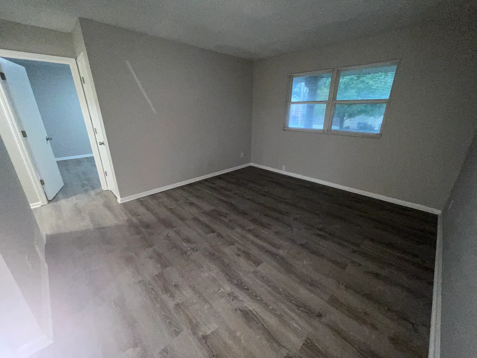 2 bed, 840 sqft, $1,050 — Photo 3