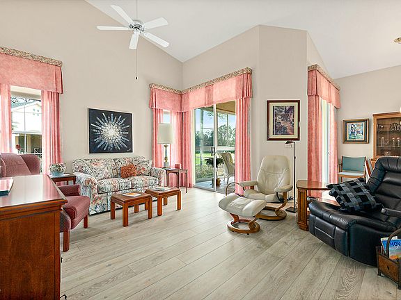 4th image of 1111 Royal Troon Ln