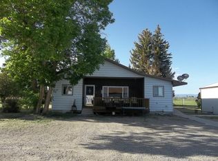 374 Ln 7 1/2, Powell, WY 82435