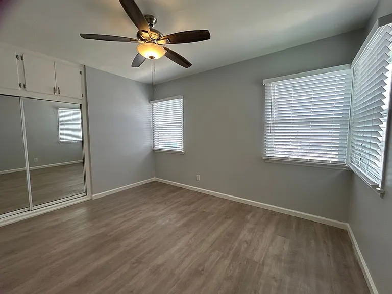 4634 W El Segundo Blvd — Photo 13