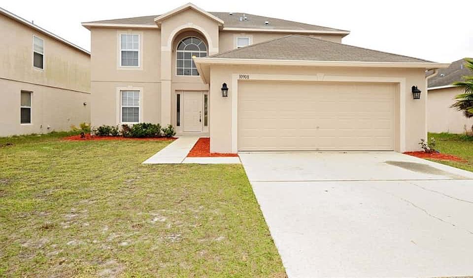 1st image of 10908 Banyan Wood Way