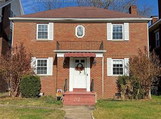 212 9th Ave, Huntington, WV 25701