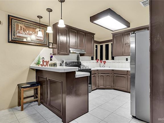 5th image of 1013 Palm Cir