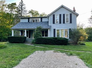 11528 Torrey Rd, Fenton, MI 48430