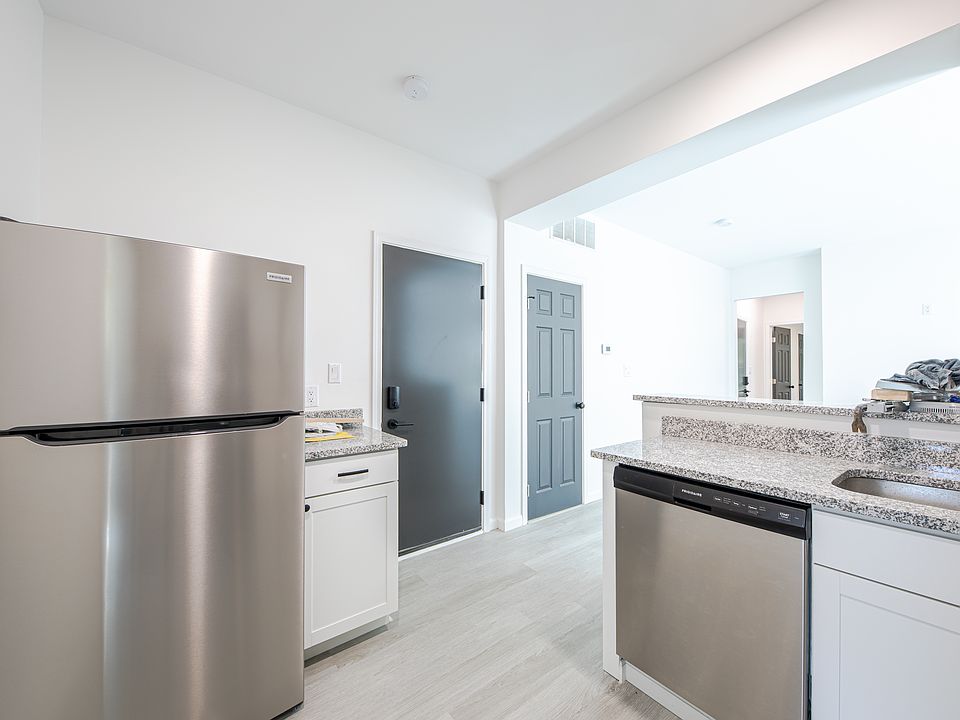 1st image of 2620 May St APT 4