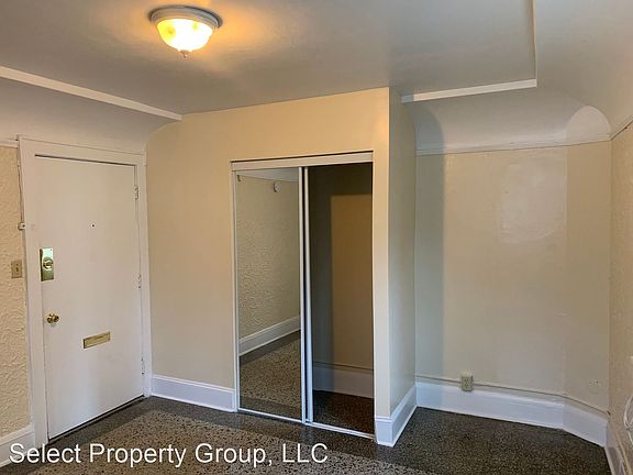 5th image of 1767 N Arlington Pl #1