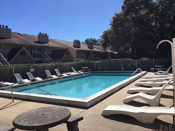 3rd image of 5001 Grande Dr APT 521