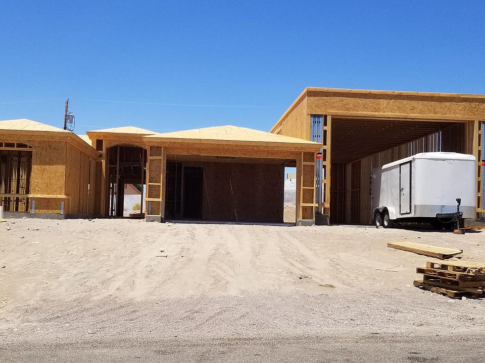 1st image of 2851 Yuma Dr