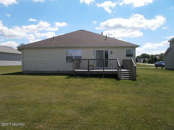 2nd image of 3931 Country Meadows Dr
