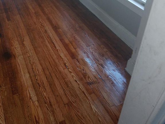 3rd image of 4219 E 114th St #2