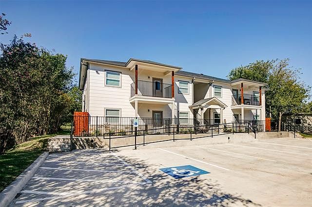 1st image of 302 Mill St #1-4