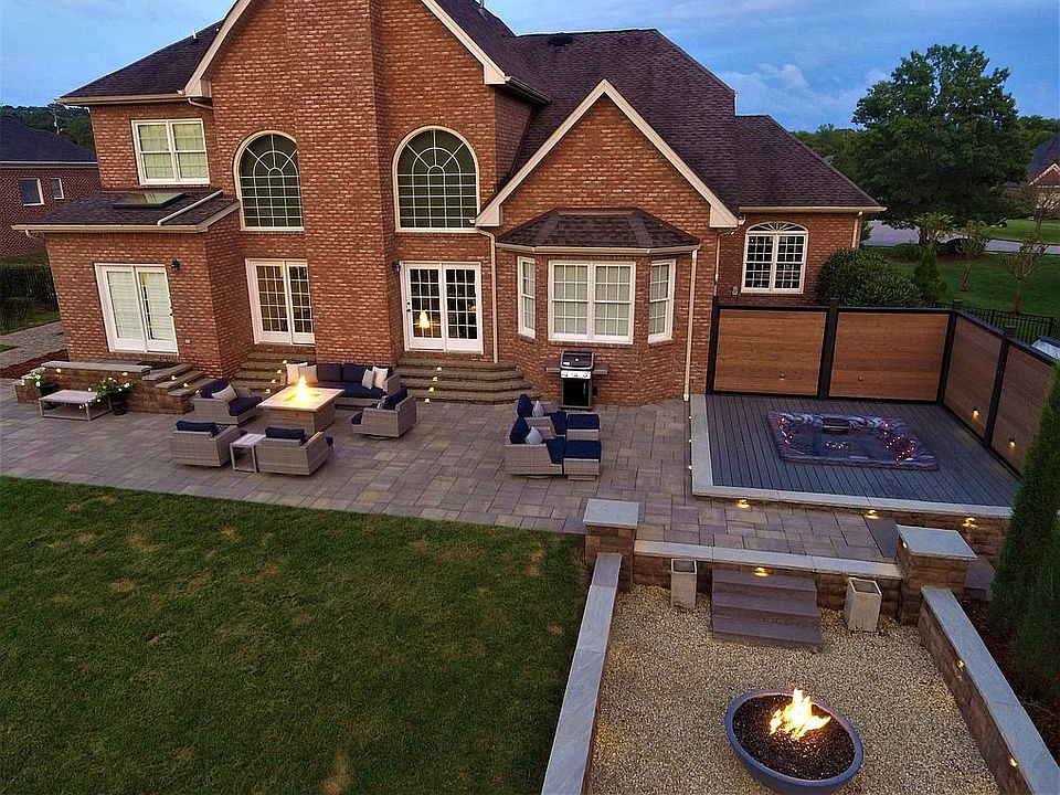2nd image of 1138 Haverhill Dr