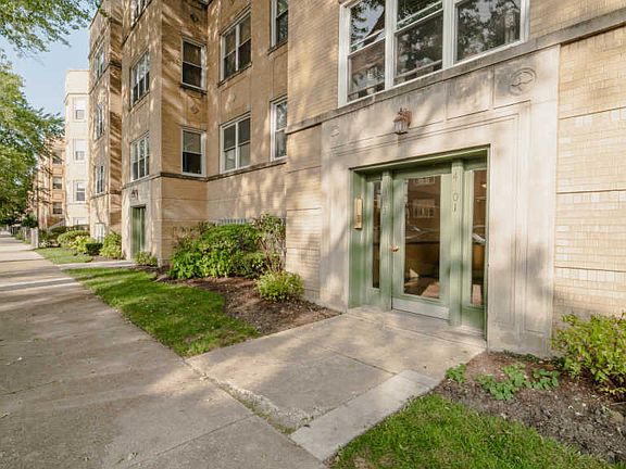 2nd image of 4301 N Troy St APT 1
