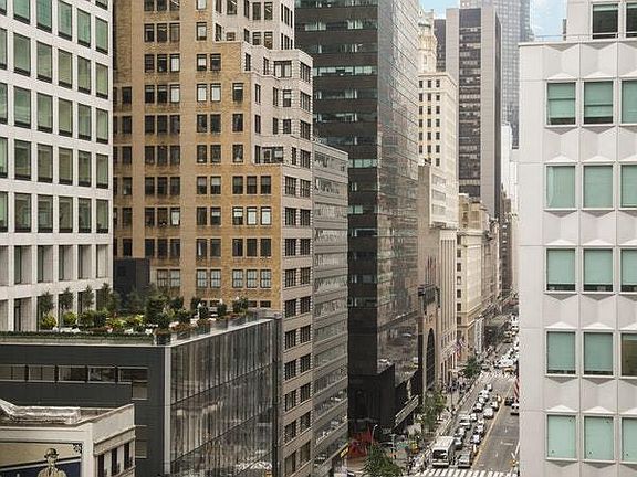 5th image of 465 Park Ave APT 12B