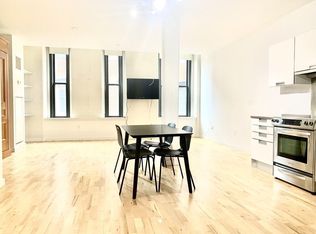 346-354 Congress St #410, Boston, MA 02210