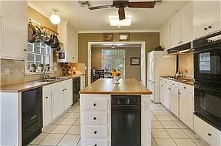 2nd image of 2902 Pine Valley Dr