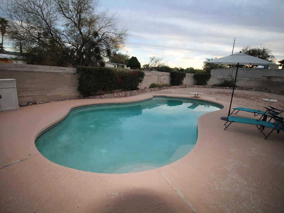 1st image of 1122 N Avenida Marlene
