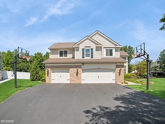 3rd image of 1354 Branden Ct