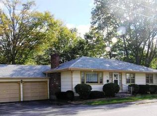 221 High St, Whitman, MA 02382