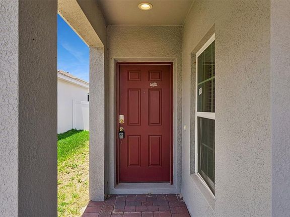 3rd image of 1833 Ross Hammock Ave