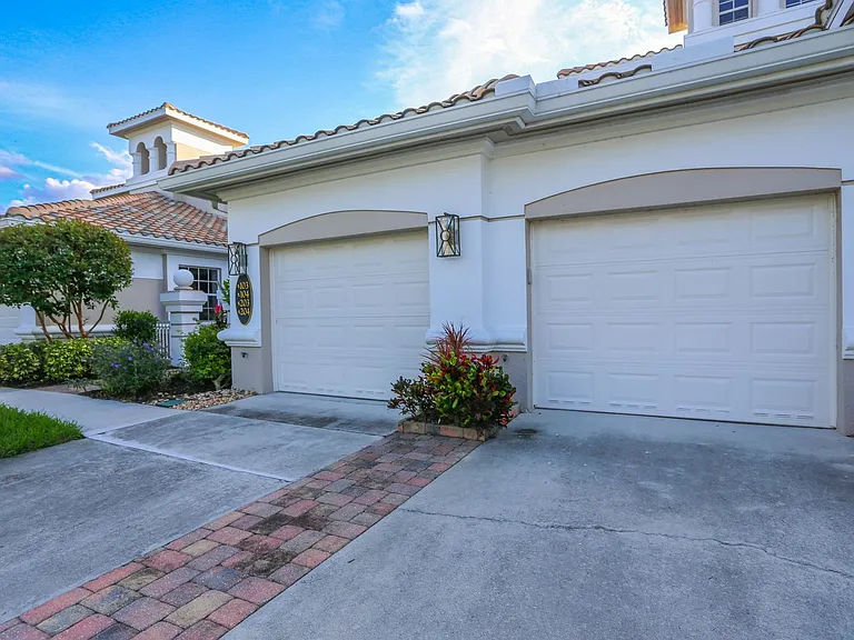 3930 Deer Crossing Ct #103 — Photo 16