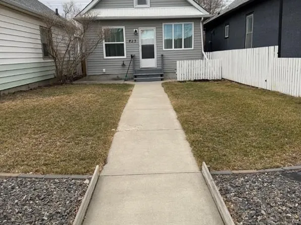423 W 12th St N, Lethbridge, AB T1H 2G6