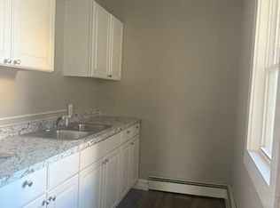 246 Main St APT 2, Manchester, NH 03102