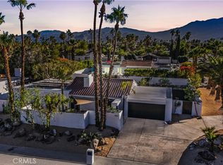 1033 E Via Escuela, Palm Springs, CA 92262