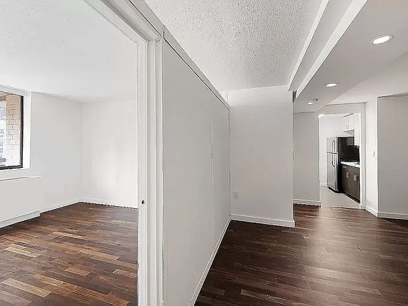 5th image of 184 Lexington Ave APT 5A