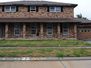 22 Queens Ct, Chalmette, LA 70043