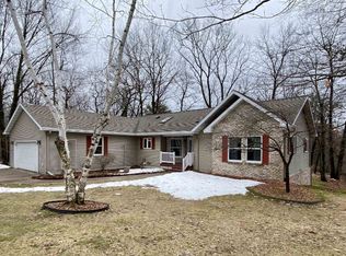 W1761 River Oaks Dr, Marinette, WI 54143