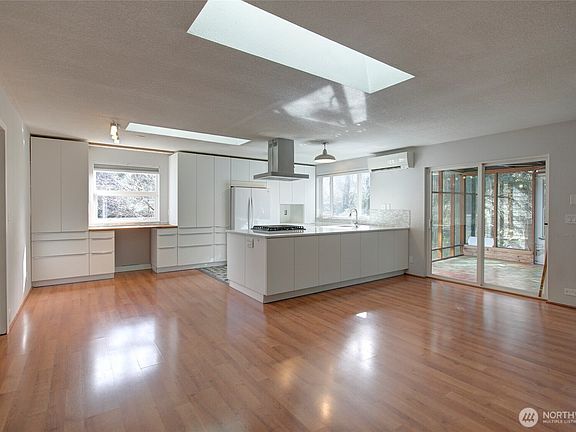 5th image of 507 Quinault Avenue SE