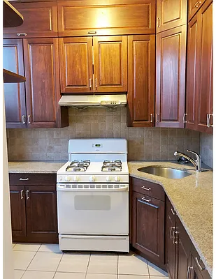 Rented by Compass | media 9