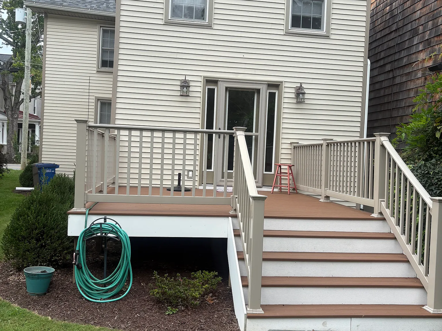 3 bed, 1.5 bath, 1980 sqft, $2,100 — Photo 2