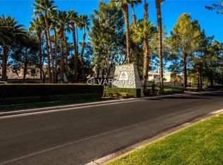 9753 Floweret Ave, Las Vegas, NV 89117