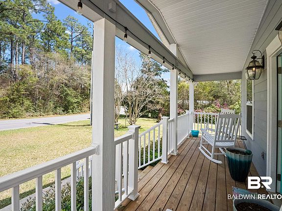 3rd image of 1362 Caney Loop