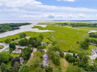 4 Homestead Cir, Old Lyme, CT 06371