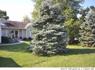 1098 Duckhead Rd, Lake Ozark, MO 65049