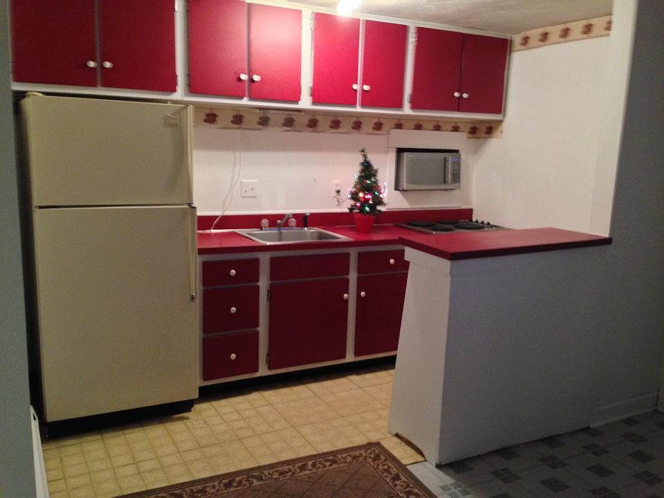 1st image of 9504 Victoria Dr